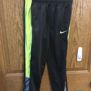 Boys Nike size 6 pants